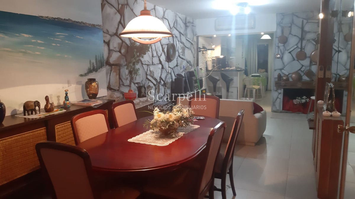 Casa ID.13955 - Coimbra Padrón Único 1 planta gran estar comedor con estufa a leña &  precioso fondo con Piscina.-