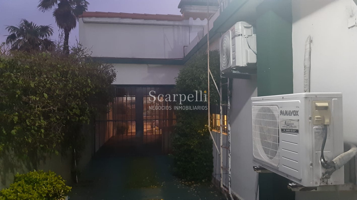 Casa ID.13955 - Coimbra Padrón Único 1 planta gran estar comedor con estufa a leña &  precioso fondo con Piscina.-