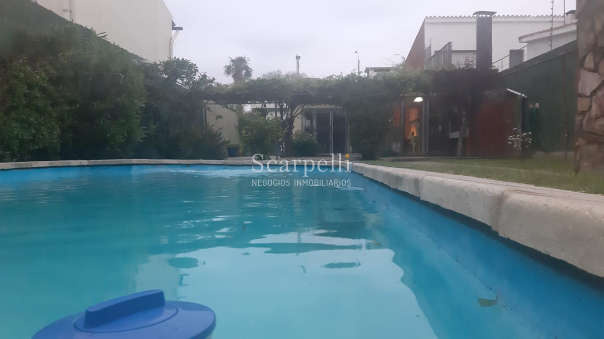 Casa ID.13955 - Coimbra Padrón Único 1 planta gran estar comedor con estufa a leña &  precioso fondo con Piscina.-