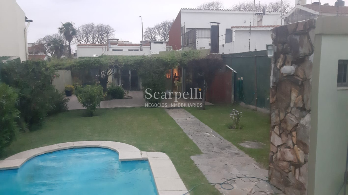 Casa ID.13955 - Coimbra Padrón Único 1 planta gran estar comedor con estufa a leña &  precioso fondo con Piscina.-