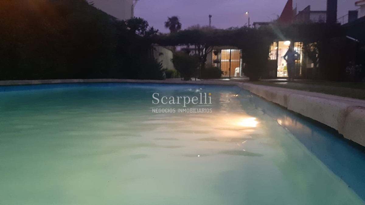 Casa ID.13955 - Coimbra Padrón Único 1 planta gran estar comedor con estufa a leña &  precioso fondo con Piscina.-