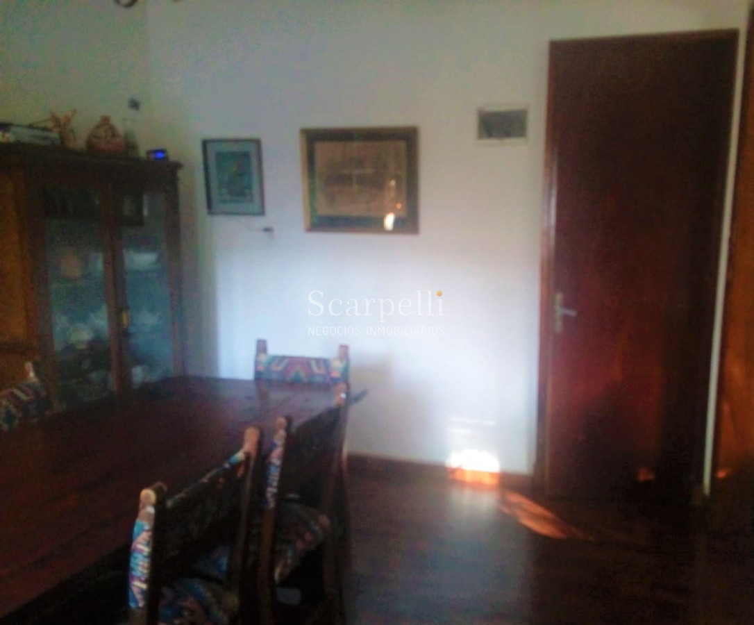 Casa ID.14532 - Propiedad Horizontal de Bajos con gran fondo verde 2 dormitorios 2 baños barbacoa + garage Todo a nuevo.-