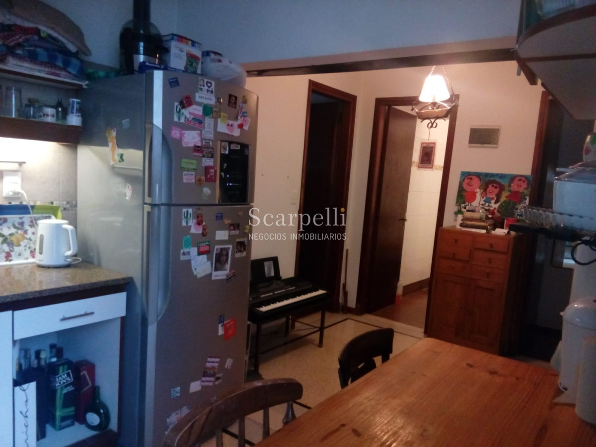 Casa ID.14532 - Propiedad Horizontal de Bajos con gran fondo verde 2 dormitorios 2 baños barbacoa + garage Todo a nuevo.-