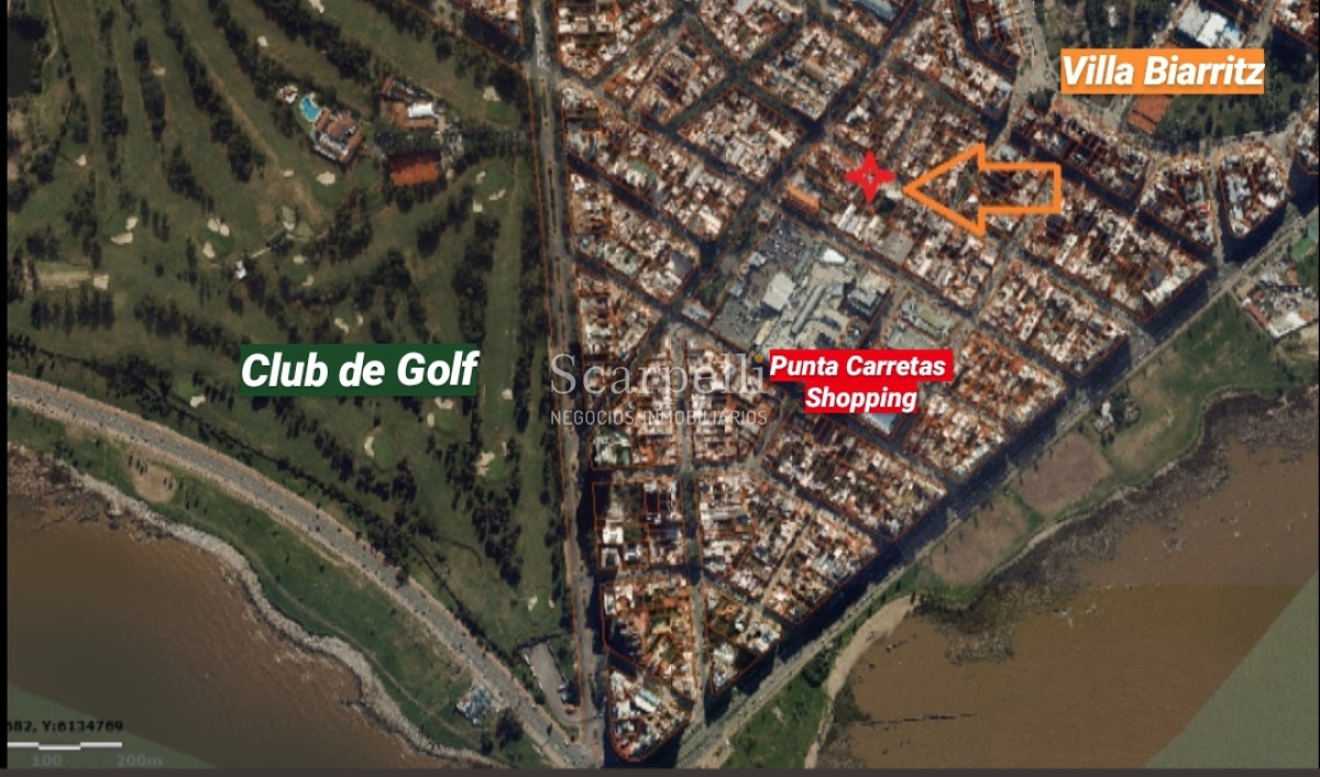 Casa ID.14582 - Prox Shopping Punta Carretas Residencia de Categoría y Estilo en Optimo estado de conservación y mantenimiento Ideal Empresa u opciones múltiples.-