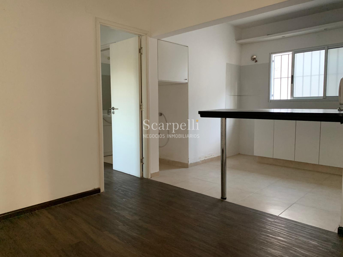 Casa ID.16761 - Gral Paz y Av. Bolivia. Prox. Colegio Santa Rita y Hospital Británico Carrasco