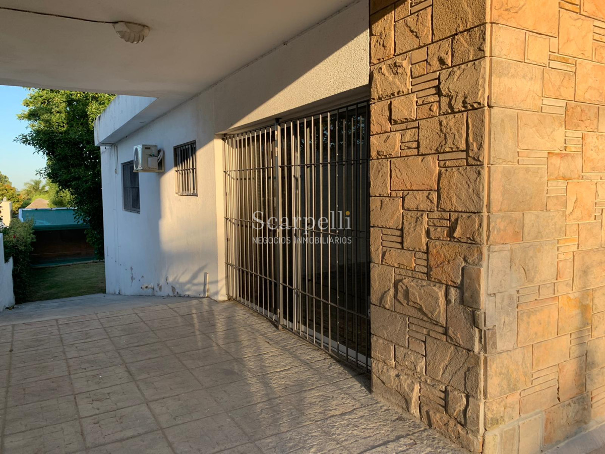 Casa ID.16761 - Gral Paz y Av. Bolivia. Prox. Colegio Santa Rita y Hospital Británico Carrasco