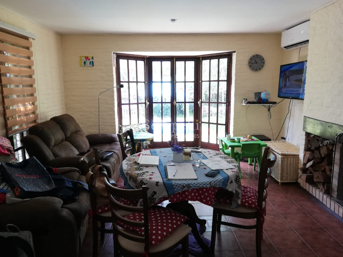 Casa ID.16805 - Gran Residencia Estilo Bungalow Francés con el sello del Arq. Labonora