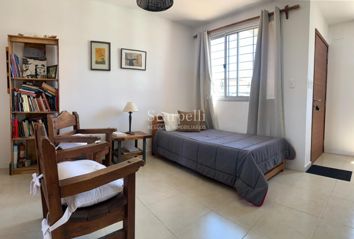 Casa ID.17256 - Duplex Ciudad de la Costa como a Estrenar en Complejo Cerrado muy Seguro Próximo al Shopping Costa Urbana.-