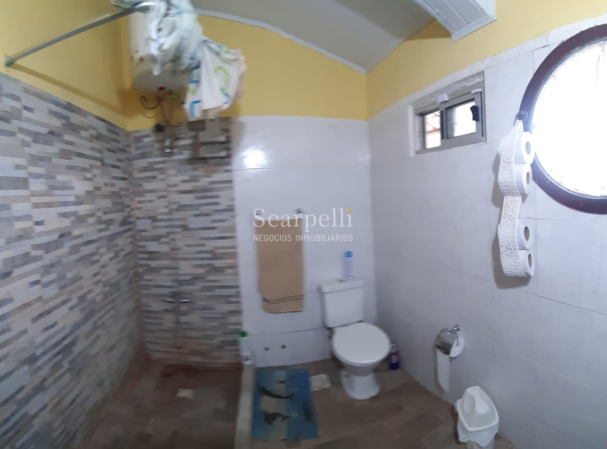 Casa ID.18020 - Belo Horizonte: Gran terreno con Casa Principal + Salon o Playroom independiente + Container 12 mts : Ideal Pequeña Posada