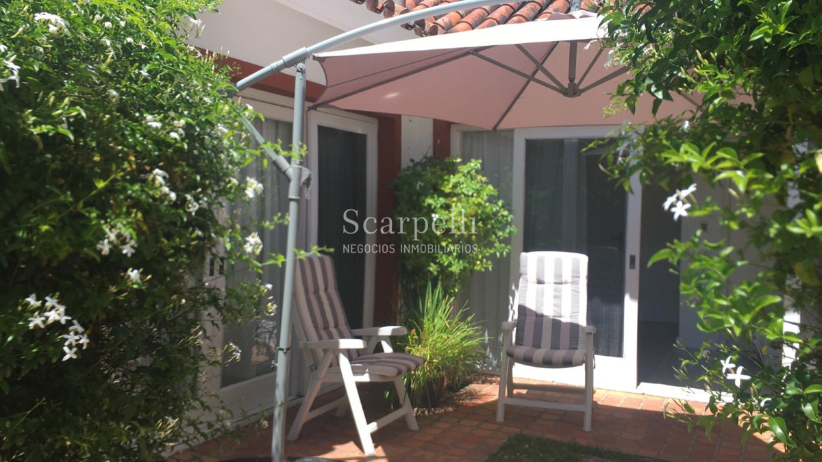 Casa ID.21994 - Excelente casa en Parada 10 de Playa Brava - San Rafael.