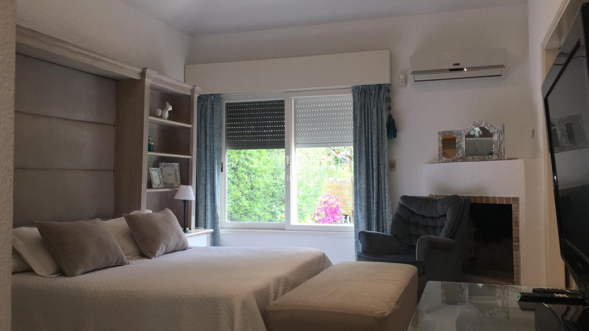 Casa ID.21994 - Excelente casa en Parada 10 de Playa Brava - San Rafael.