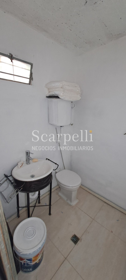 Casa ID.50359 - Venta Casa Carrasco Arocena próximo 2 o 3 dorm 3 baños Amplio Patio con parrillero