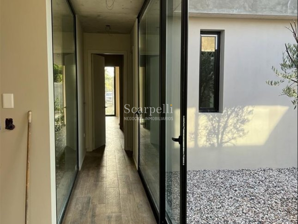 Casa ID.42 - Venta Casa Estrenar Carrasco Sur Solida 1 Planta 3 Dormitor