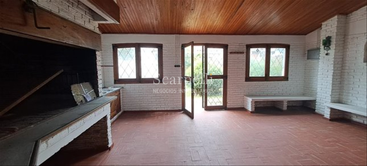 Casa ID.48 - Venta Casa Padrón Único Carrasco 3 Dormitorios Servicio Aro