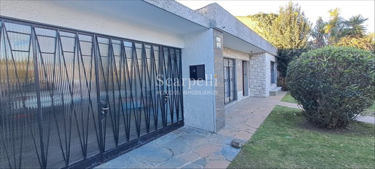 Casa ID.58 - VENTA CASA CARRASCO PADRON ÚNICO 3 dormitorios 3 baños