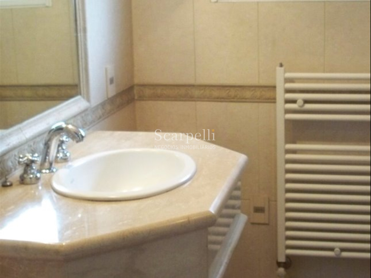 Casa ID.62 - VENTA CHALET CARRASCO 6 DORMITORIOS AROCENA PROXIMO