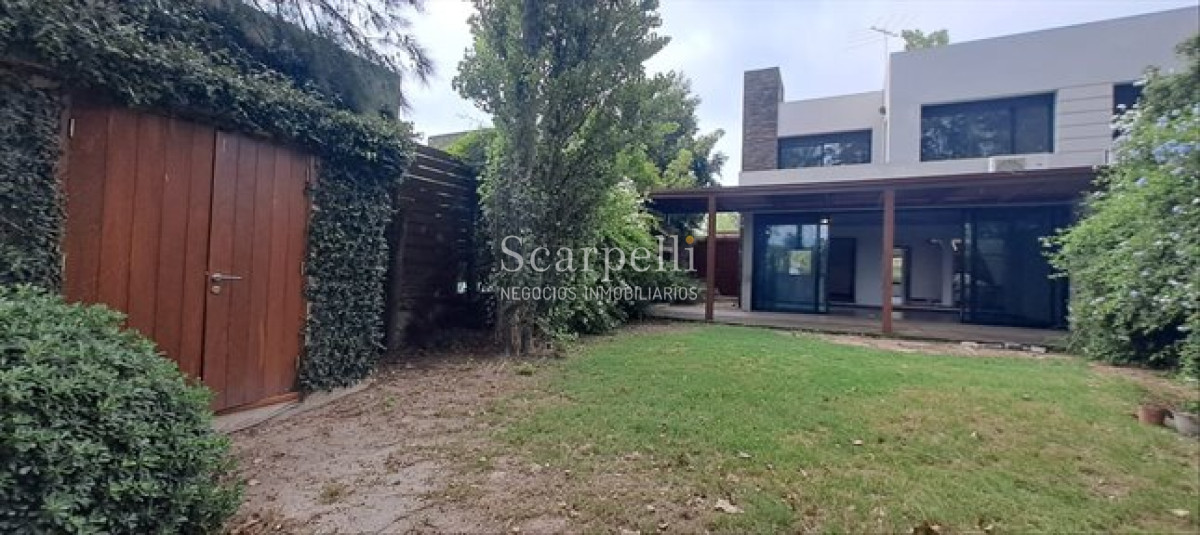 Casa ID.26 - Alquiler Barrio San Nicolás 3 dorm suite seguridad barbacoa