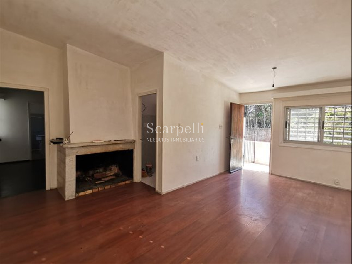 Casa ID.27 - CARRASCO SUR ALQUILER CASA FONDO 2 DORMITORIOS RAMBLA PROX