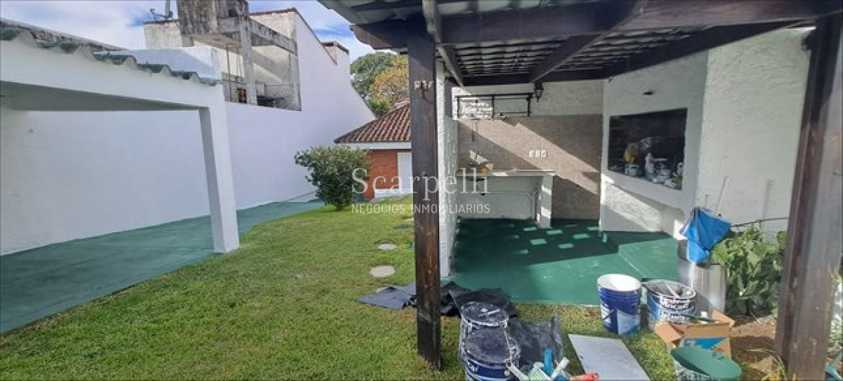 Casa ID.28 - ALQUILER CASA PUNTA GORDA 3 DORMITORIOS FONDO CALEFACCION