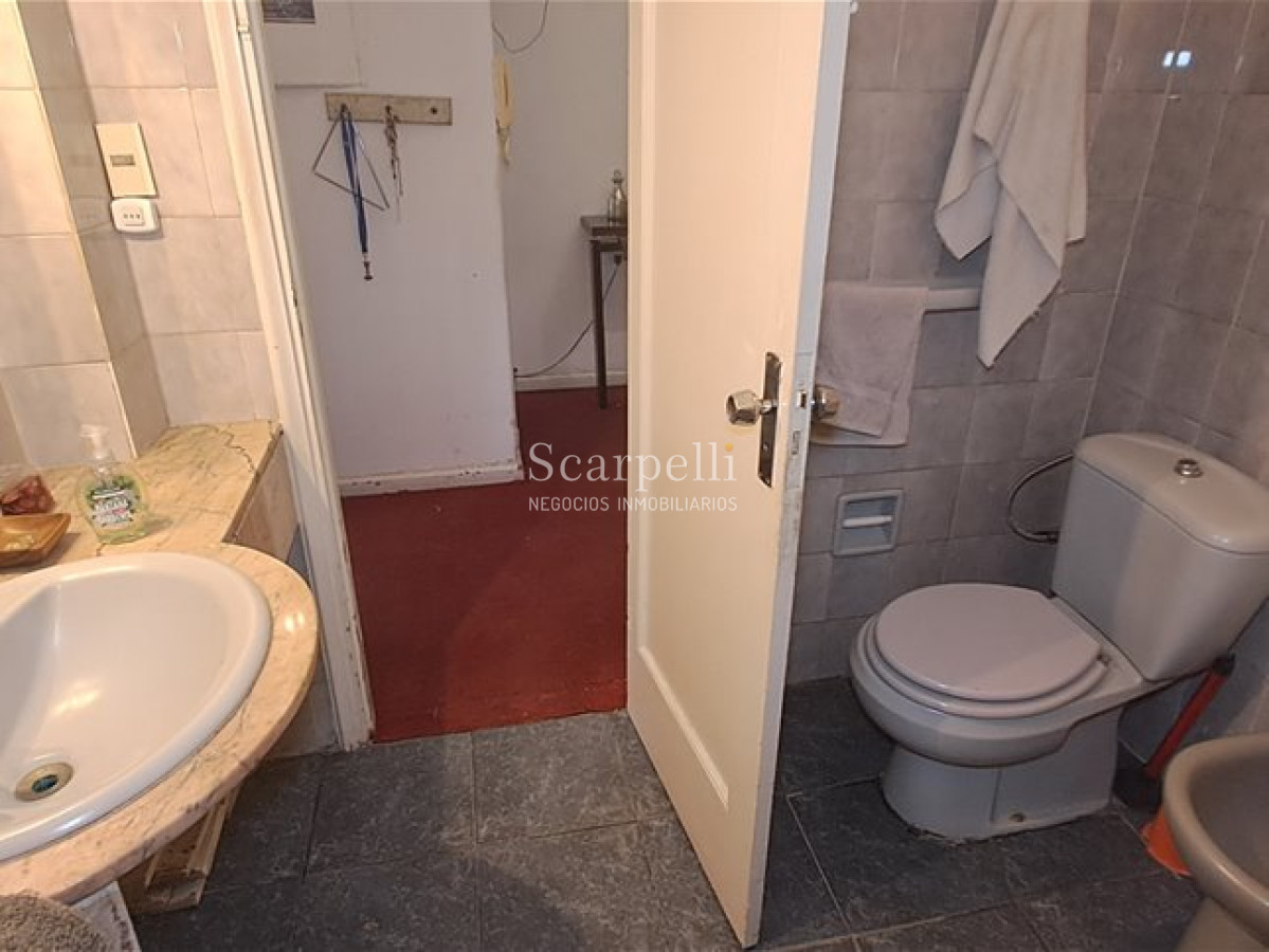 Casa ID.32 - ALQUILER CARRASCO CASA PH DE BAJOS 3 DORM 2 BAÑOS