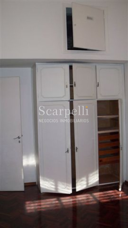 Casa ID.28633 - VENTA CASA PROPIEDAD HORIZONTAL 2 DORMITORIOS + 2 BAÑOS + SERVICIO + FONDO & BARBACOA MUY PRÓXIMO A LA RAMBLA.-