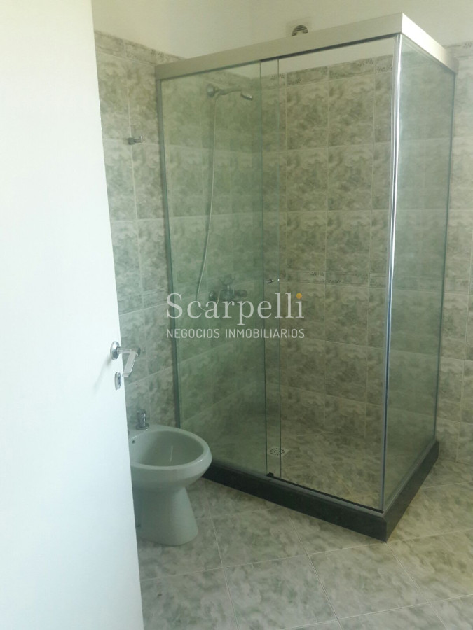 Casa ID.28633 - VENTA CASA PROPIEDAD HORIZONTAL 2 DORMITORIOS + 2 BAÑOS + SERVICIO + FONDO & BARBACOA MUY PRÓXIMO A LA RAMBLA.-