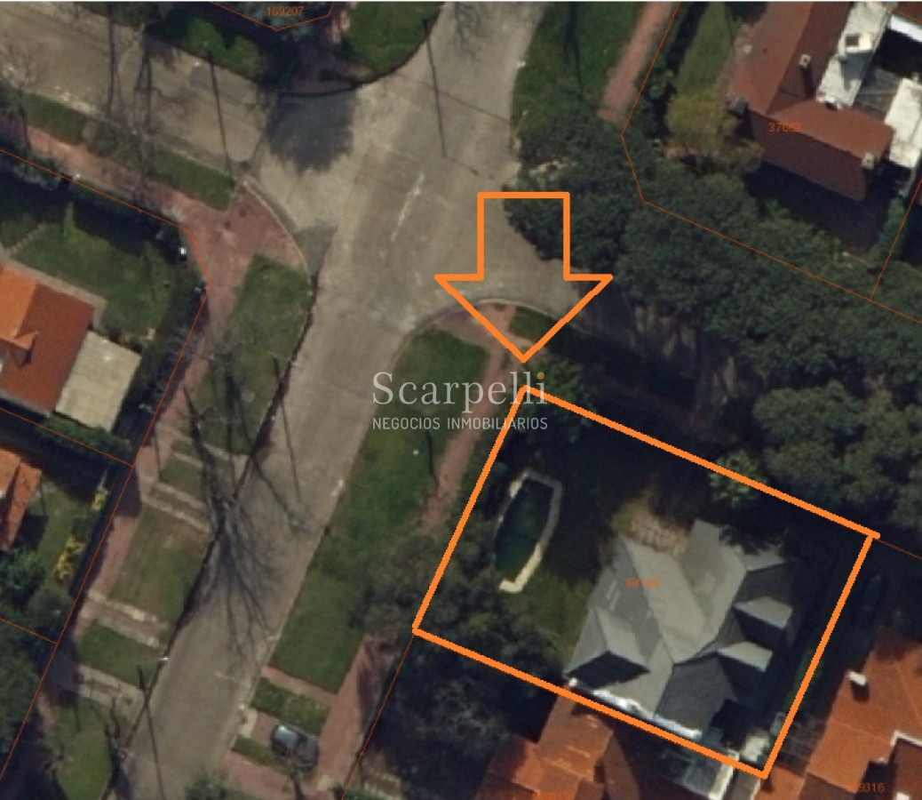 Casa ID.30641 - ALQUILER CASA CARRASCO 3 DORMITORIOS 3 BAÑOS FONDO PISCINA FAMILIA O EMPRESA