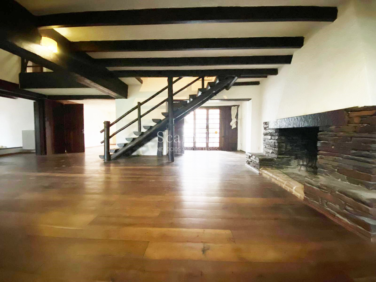 Casa ID.30641 - ALQUILER CASA CARRASCO 3 DORMITORIOS 3 BAÑOS FONDO PISCINA FAMILIA O EMPRESA