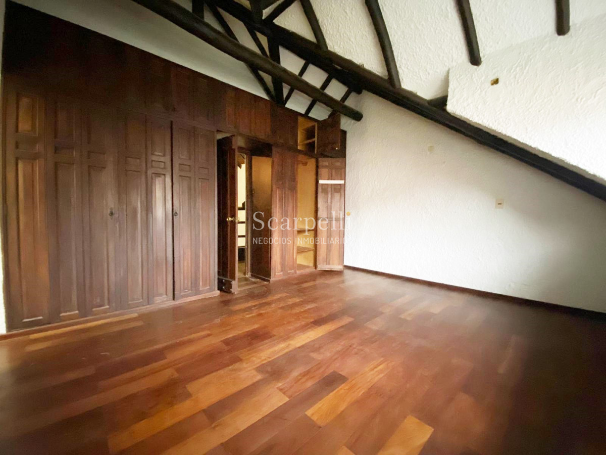 Casa ID.30641 - ALQUILER CASA CARRASCO 3 DORMITORIOS 3 BAÑOS FONDO PISCINA FAMILIA O EMPRESA