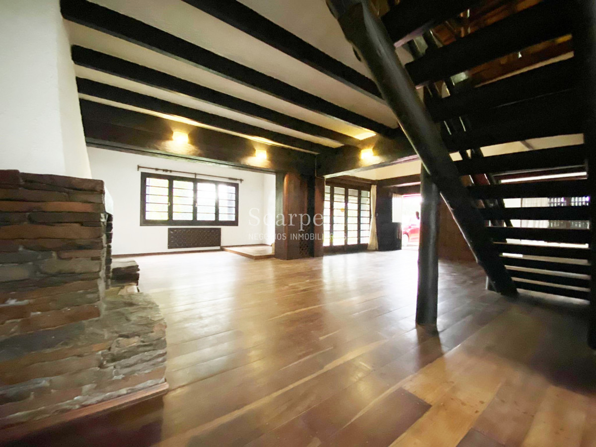 Casa ID.30641 - ALQUILER CASA CARRASCO 3 DORMITORIOS 3 BAÑOS FONDO PISCINA FAMILIA O EMPRESA