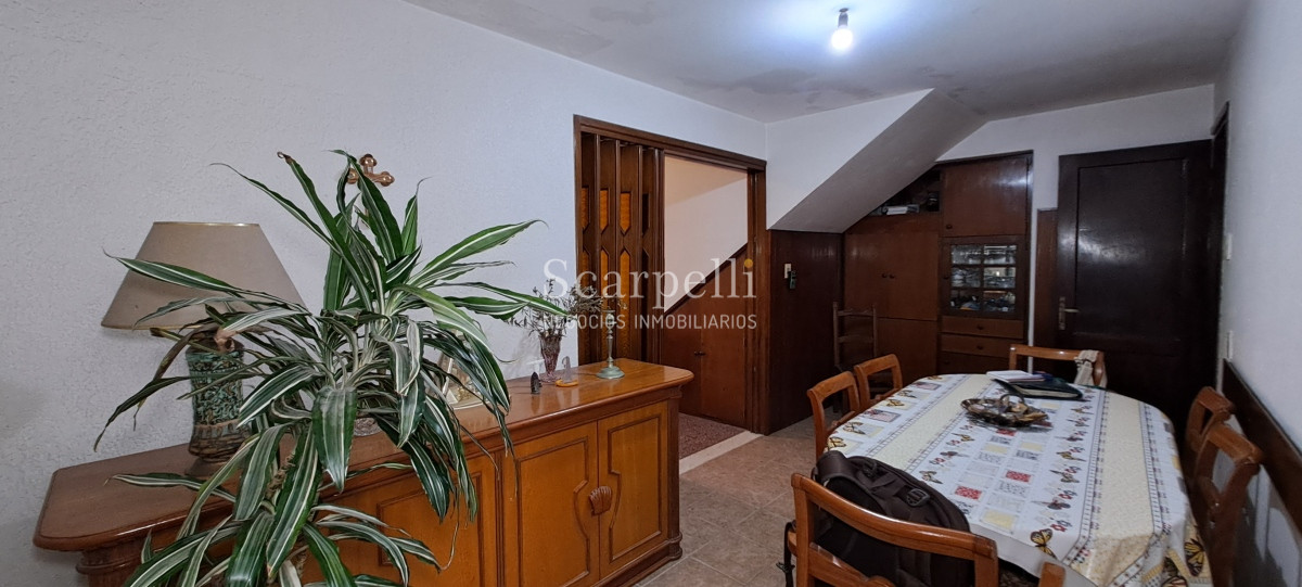 Casa ID.50344 - VENTA CASA BUCEO IDEAL 2 FAMILIAS CHALET CLÁSICO TEJAS COLONIALES SOLIDA CONSTRUCCIÓN