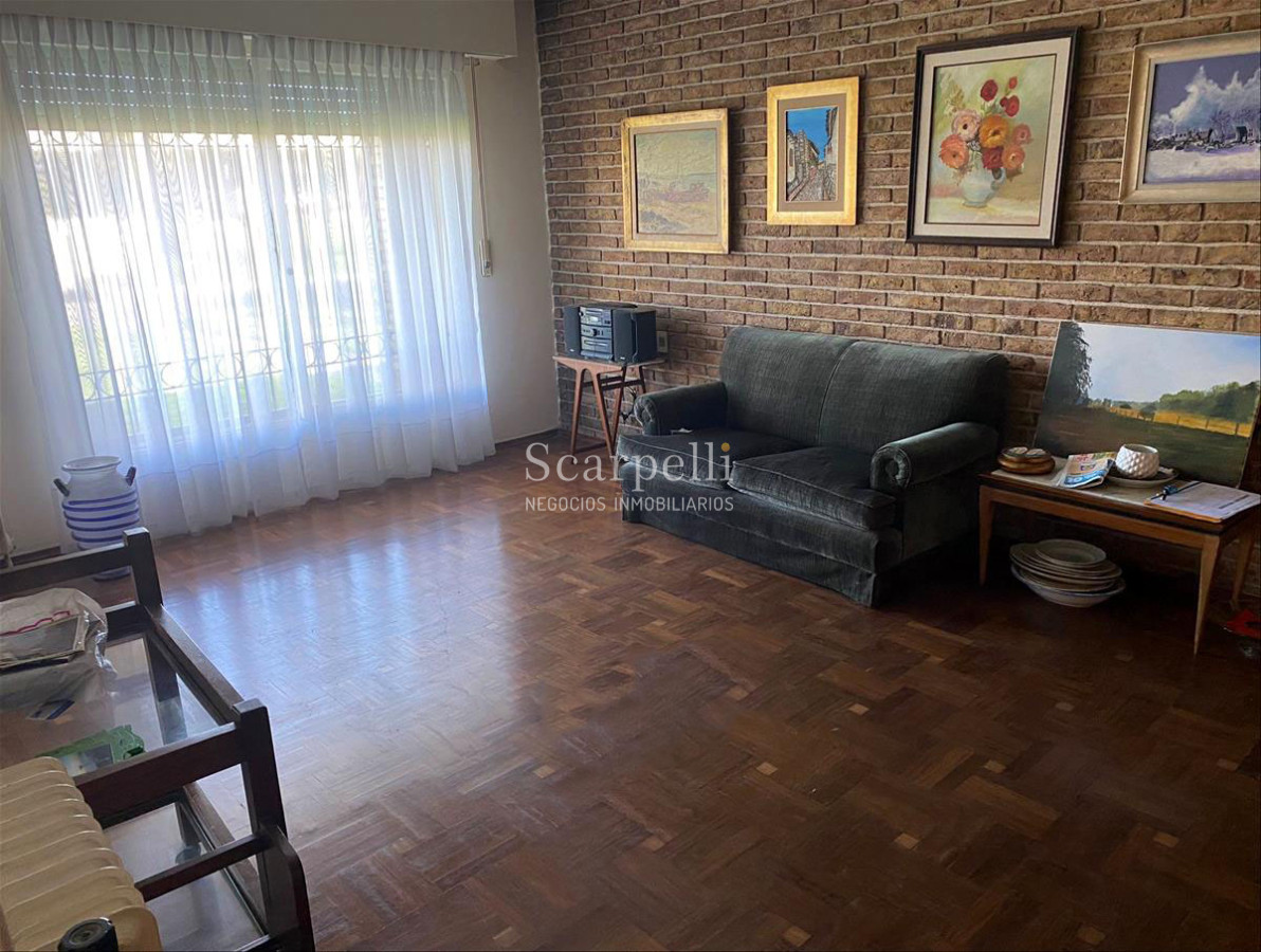 Casa ID.33130 - Padrón Único Punta Gorda 1 planta 3 dormitorios 2 baños fondo barbacoa.-