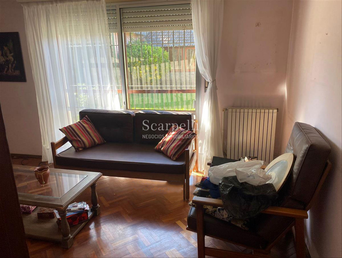 Casa ID.33130 - Padrón Único Punta Gorda 1 planta 3 dormitorios 2 baños fondo barbacoa.-