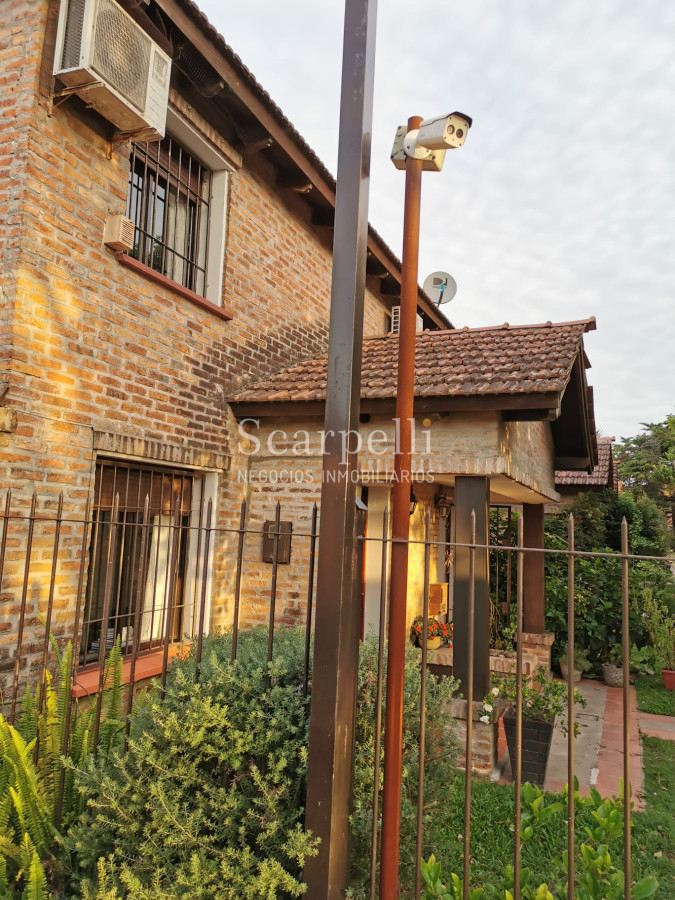 Casa ID.34497 - VENTA CASA CANELONES BARRIO CERRADO  PROXIMO CAR ONE TIENDA INGLESA MOSCA ANCAP