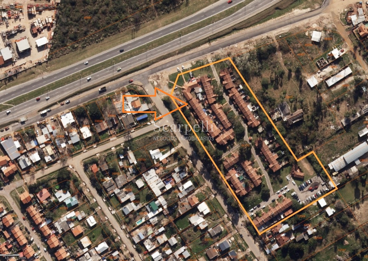 Casa ID.34497 - VENTA CASA CANELONES BARRIO CERRADO  PROXIMO CAR ONE TIENDA INGLESA MOSCA ANCAP