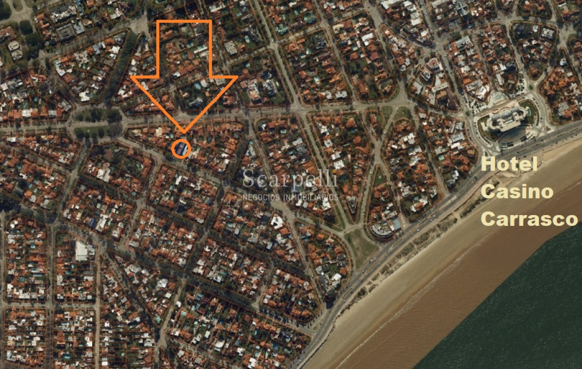 Casa ID.35199 - Chalet de Tejas sobre especial entorno: Ferrari y Boston próximo al 2do. Centro Comercial de Av. Bolivia y San Nicolás