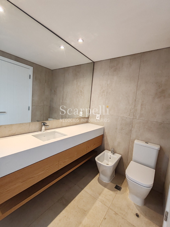 Casa ID.48909 - Estrene Con Renta Segura desde Octubre 2025 Barrio Parque II con Centro Comercial a escasos 380 mts.