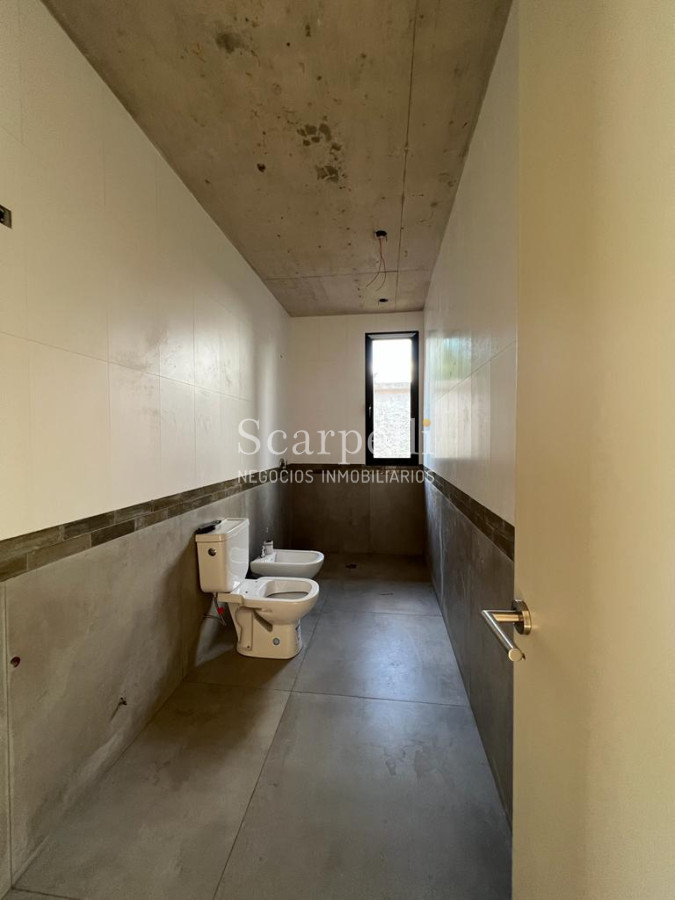 Casa ID.40347 - Carrasco Sur Proximo Escuela Naval en entorno muy  íntimo y de categoría a Estrenar proximamente.-