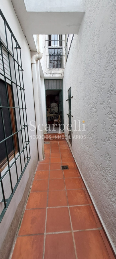 Casa ID.50344 - VENTA CASA BUCEO IDEAL 2 FAMILIAS CHALET CLÁSICO TEJAS COLONIALES SOLIDA CONSTRUCCIÓN