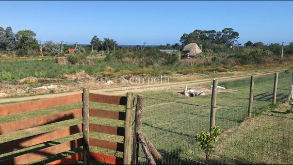 Casa ID.41985 - PUNTA RUBIA CABAÑA MUY PROLIJA COMPLETA MUY PRÓXIMO a Av. Las Maravillas y Almacén de Arrarte