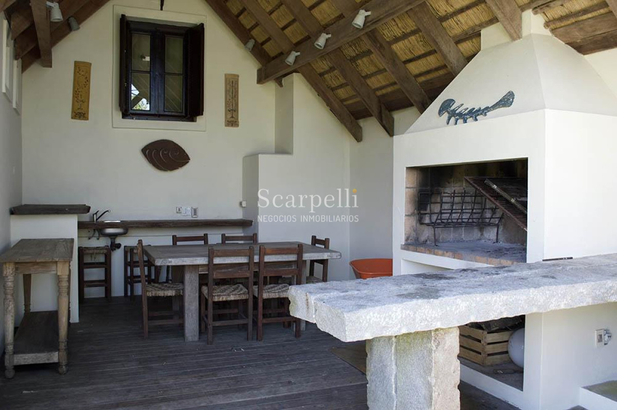 Casa ID.42209 - La Pedrera Espectacular Casco de Estancia frente al Océano Rochense con vistas insuperables
