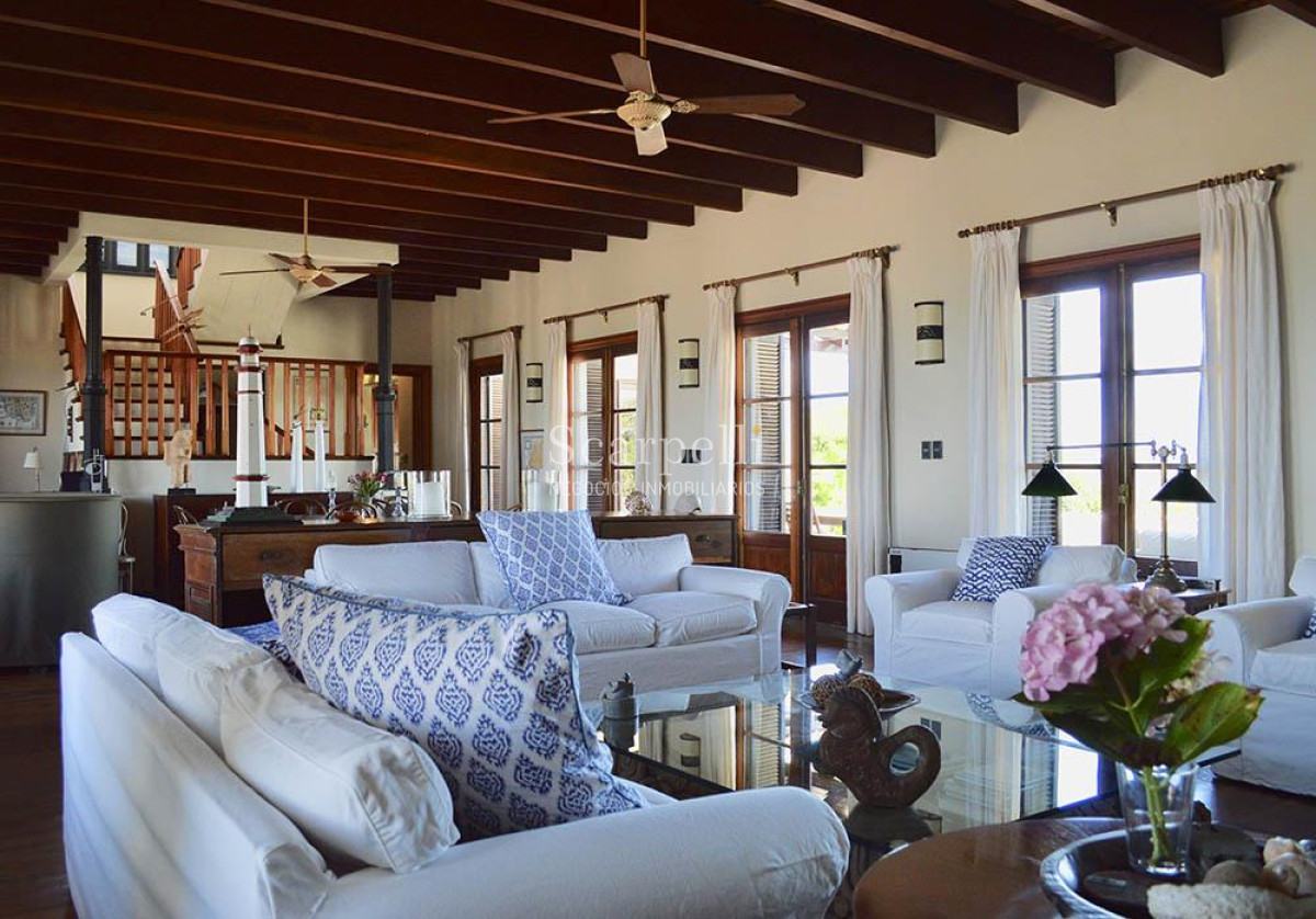 Casa ID.42209 - La Pedrera Espectacular Casco de Estancia frente al Océano Rochense con vistas insuperables