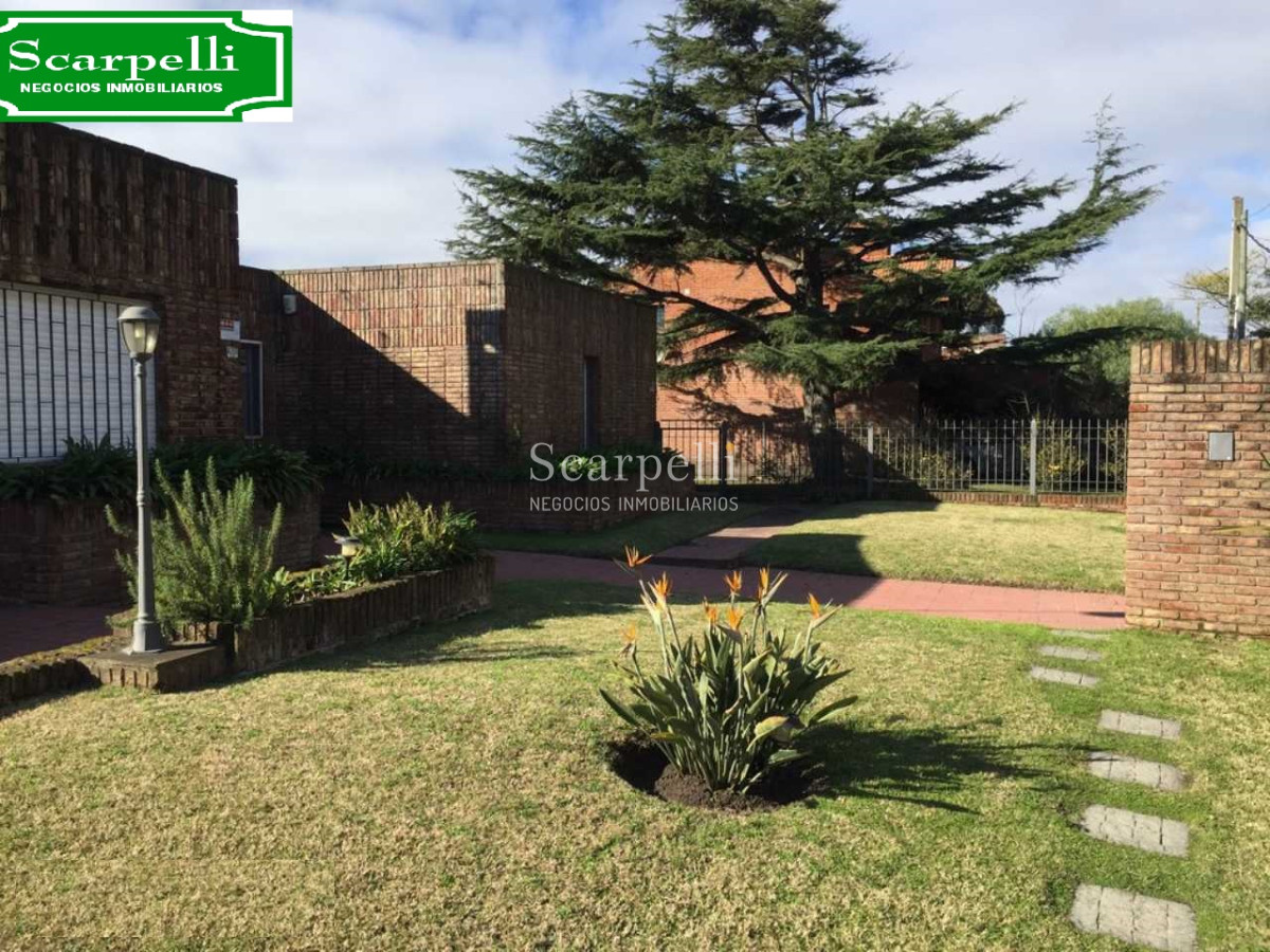 Casa ID.4307 - Totalmente Equipada Chalet tipo Americano en 1 planta Lucerna prox. Rambla 