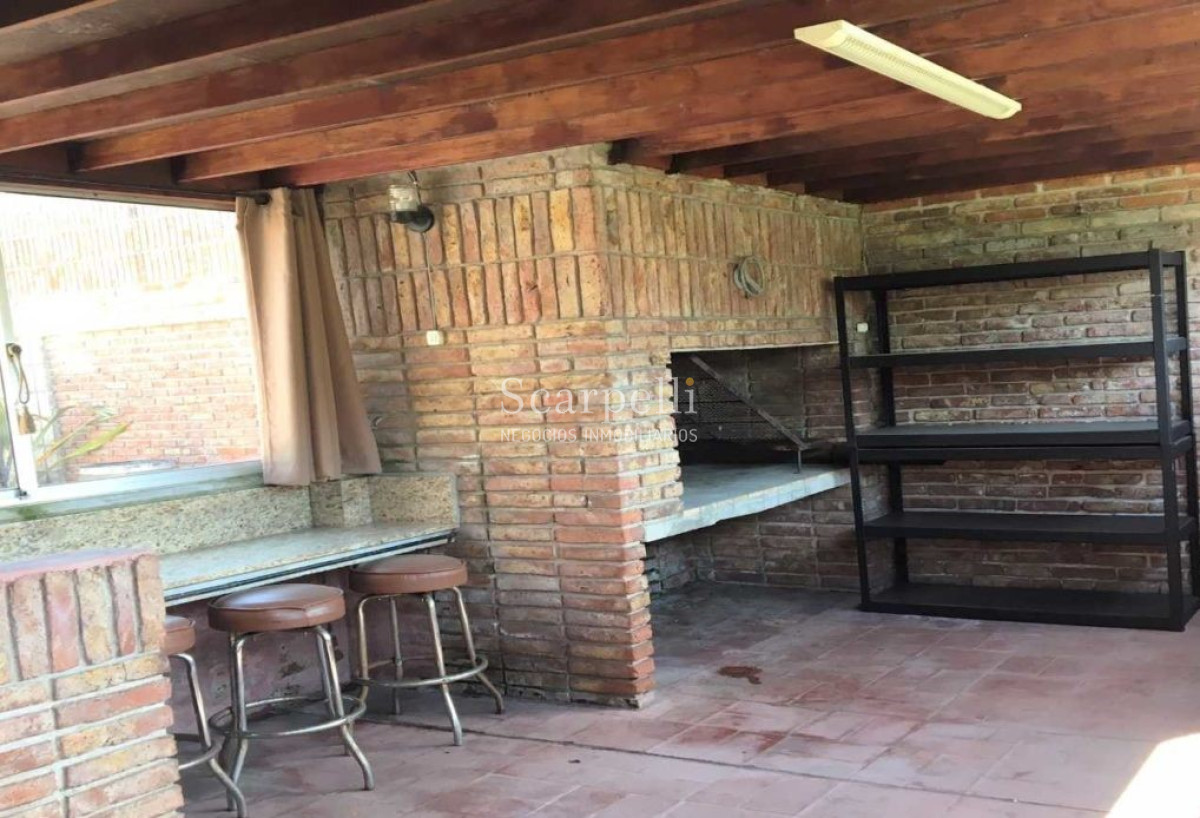 Casa ID.4307 - Totalmente Equipada Chalet tipo Americano en 1 planta Lucerna prox. Rambla 