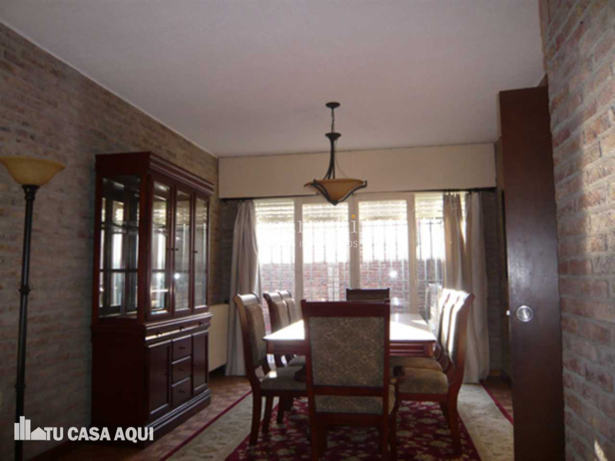 Casa ID.4307 - Totalmente Equipada Chalet tipo Americano en 1 planta Lucerna prox. Rambla 