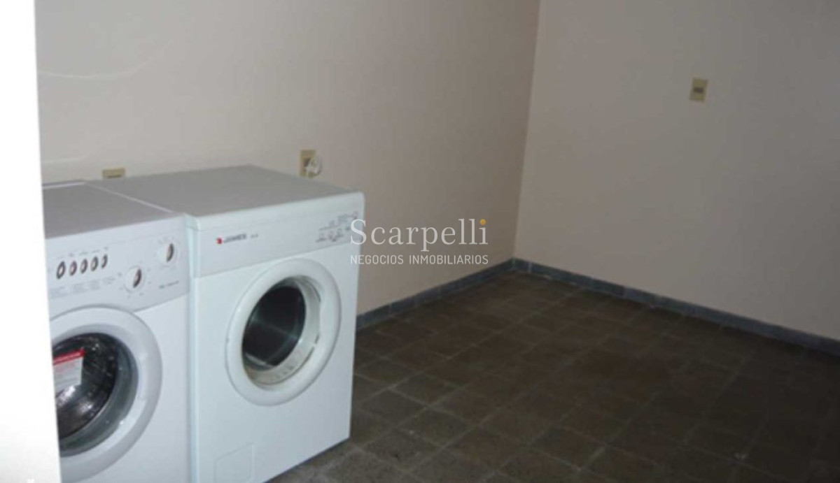 Casa ID.4307 - Totalmente Equipada Chalet tipo Americano en 1 planta Lucerna prox. Rambla 