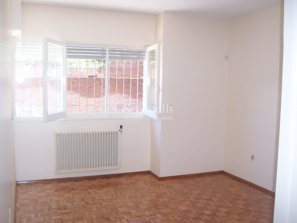 Casa ID.4307 - Totalmente Equipada Chalet tipo Americano en 1 planta Lucerna prox. Rambla 