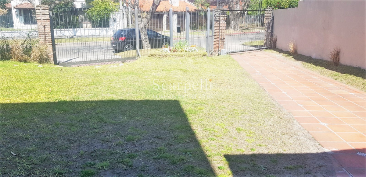 Casa ID.44132 - Costa Rica proximo Cooper Propiedad Horizontal 2 plantas 4 dormitorios