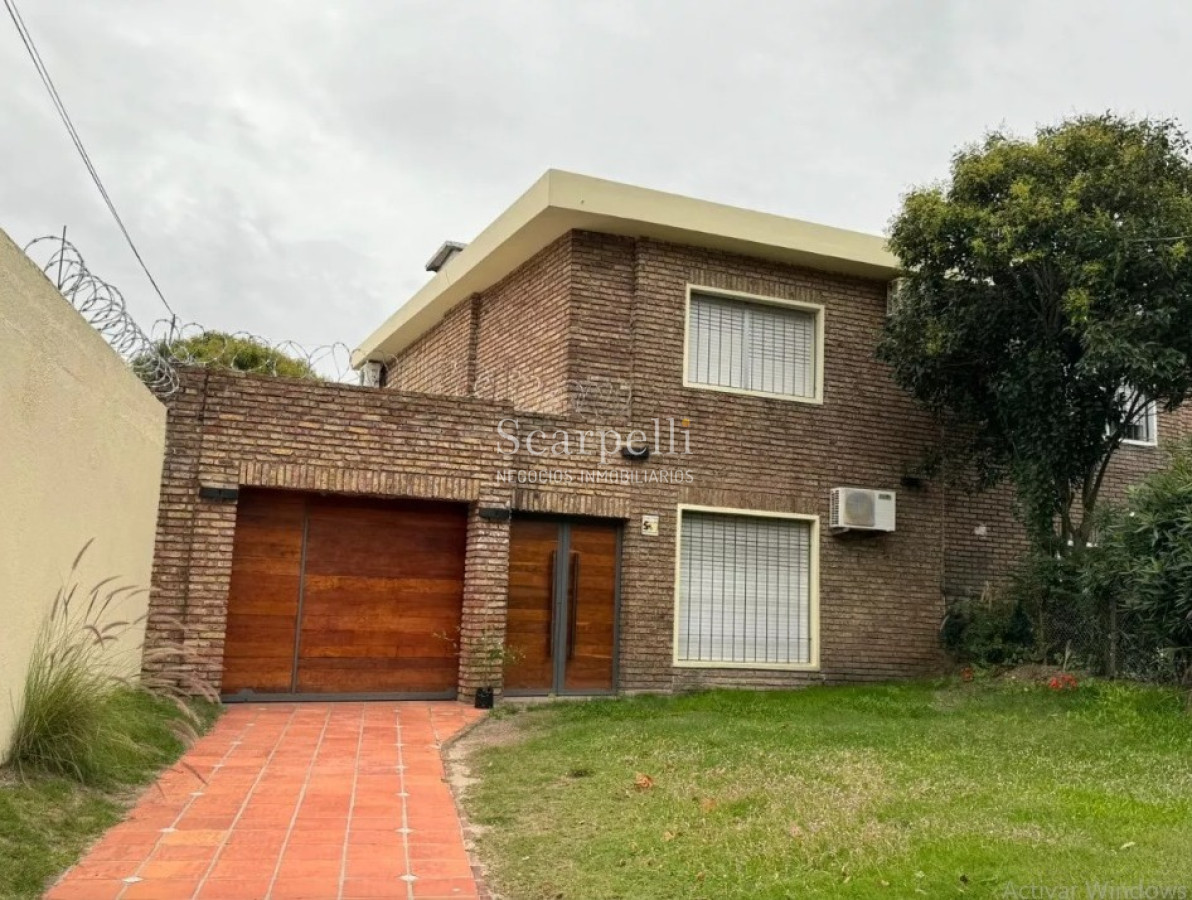 Casa ID.44132 - Costa Rica proximo Cooper Propiedad Horizontal 2 plantas 4 dormitorios