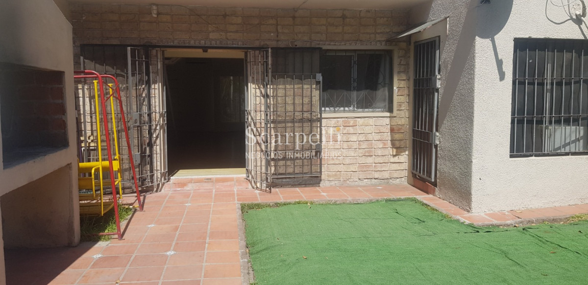 Casa ID.44132 - Costa Rica proximo Cooper Propiedad Horizontal 2 plantas 4 dormitorios